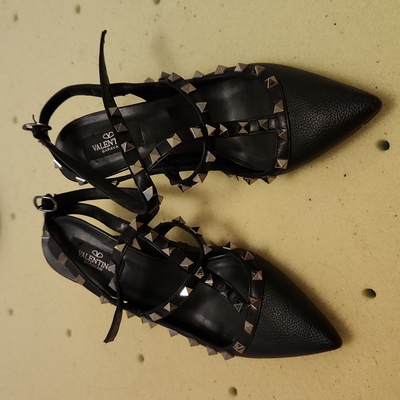 Heels - Picture 1 of 4